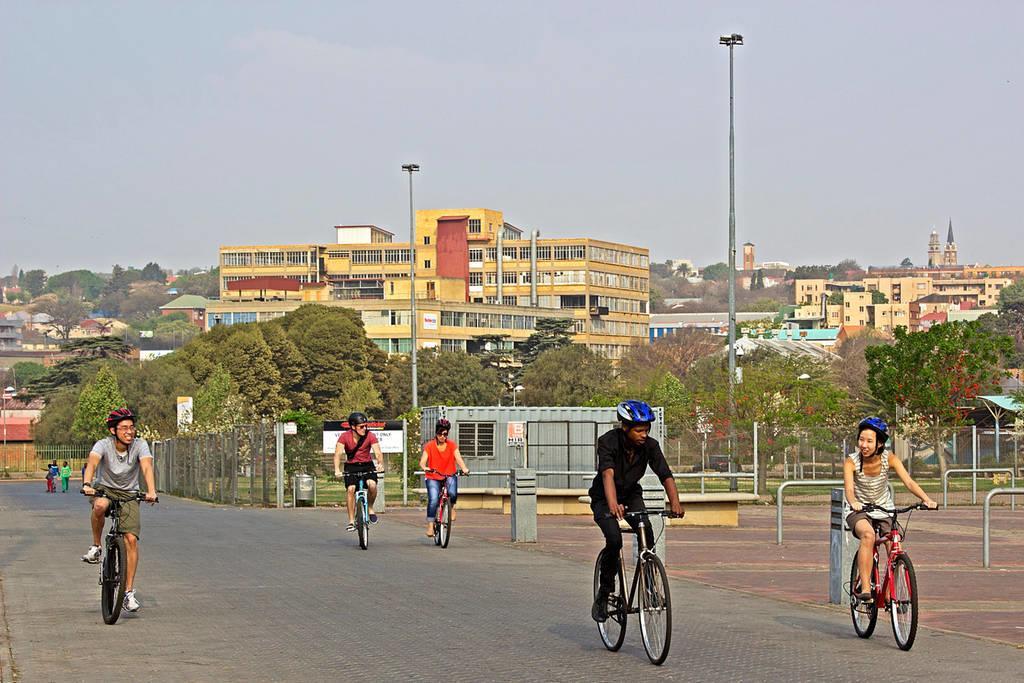 Rosebank Accommodation Johannesburg Buitenkant foto