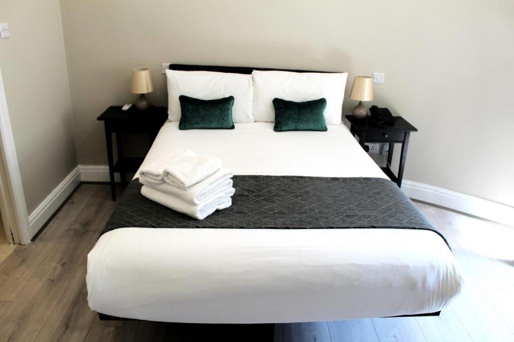 Rosebank Accommodation Johannesburg Buitenkant foto